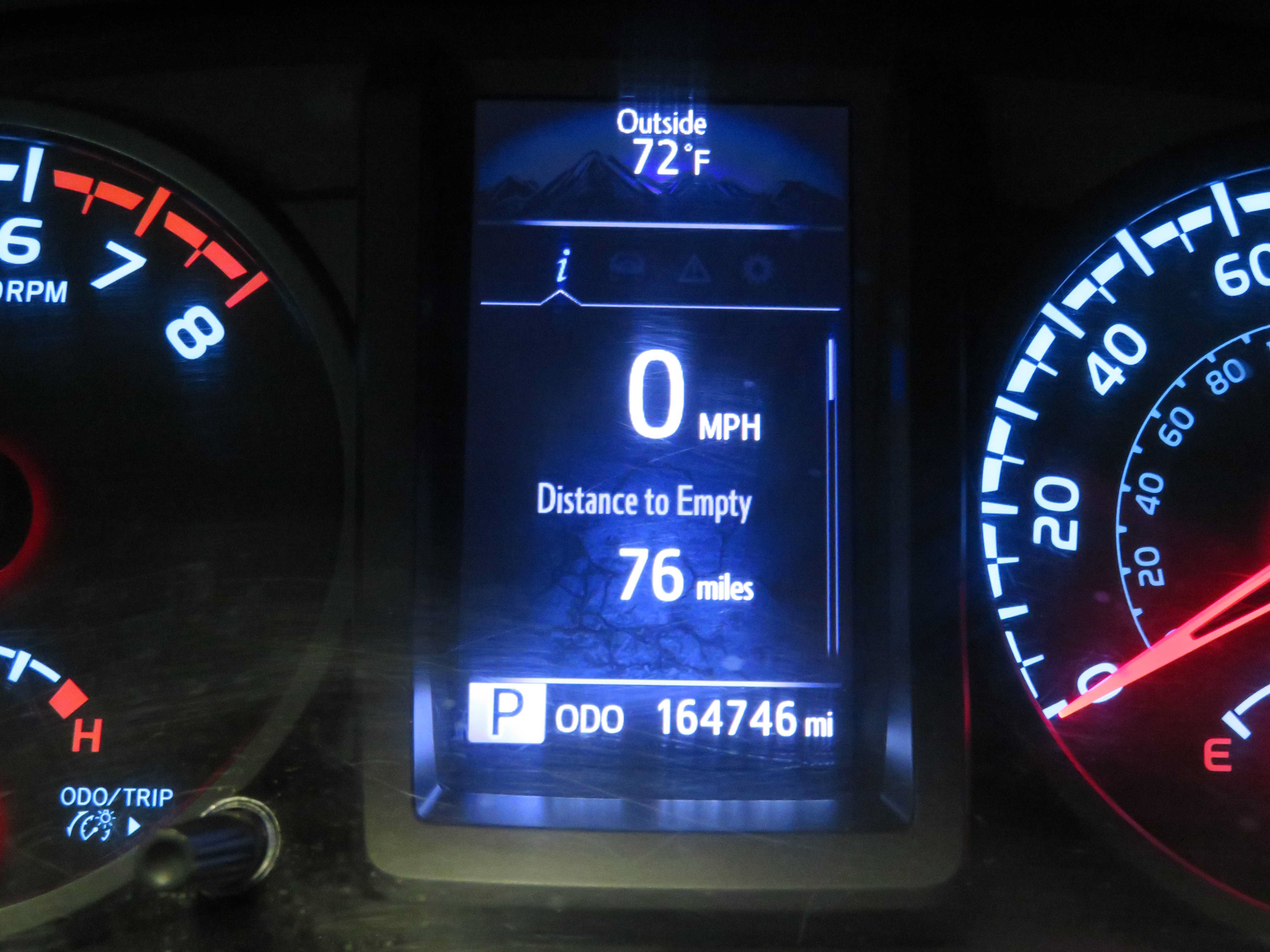Used 2020 Toyota Tacoma SR AWD/4WD image 31