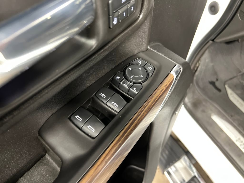 Used 2021 Chevrolet Silverado 3500 High Country w/ Z71 Off-Road Package image 14