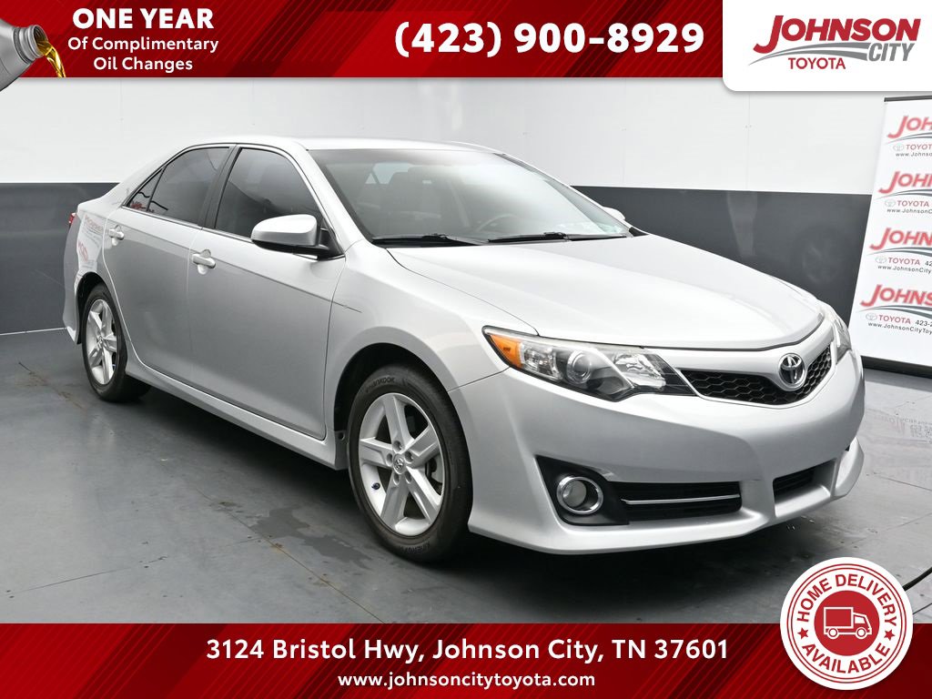Used 2014 Toyota Camry SE