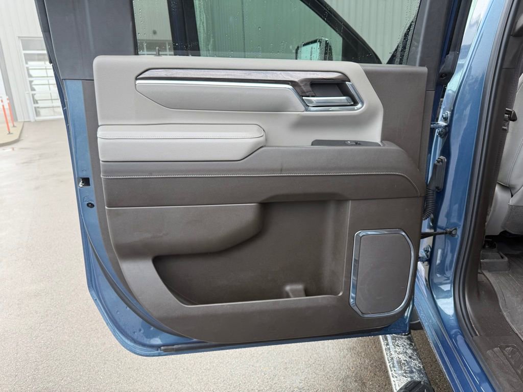 Used 2024 Chevrolet Silverado 2500 LTZ w/ LTZ Plus Package image 14