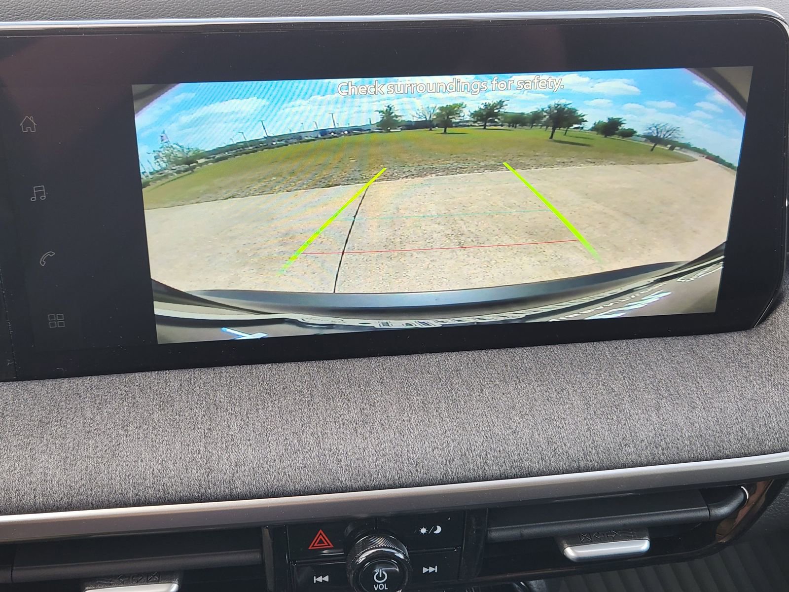 New 2026 Nissan Kicks SV image 17