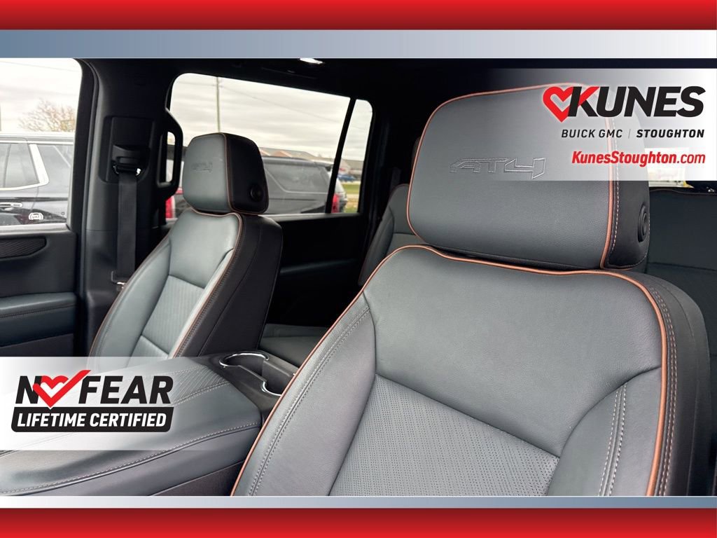 Used 2025 GMC Yukon XL AT4 image 21