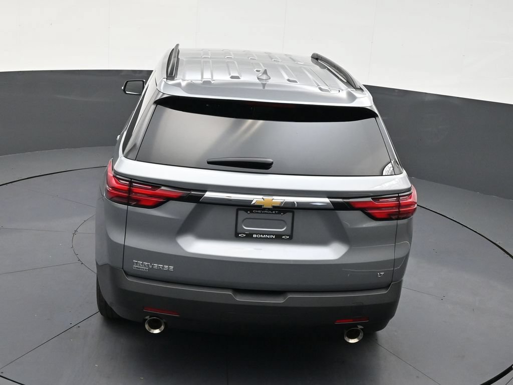 Used 2024 Chevrolet Traverse LT FWD image 15