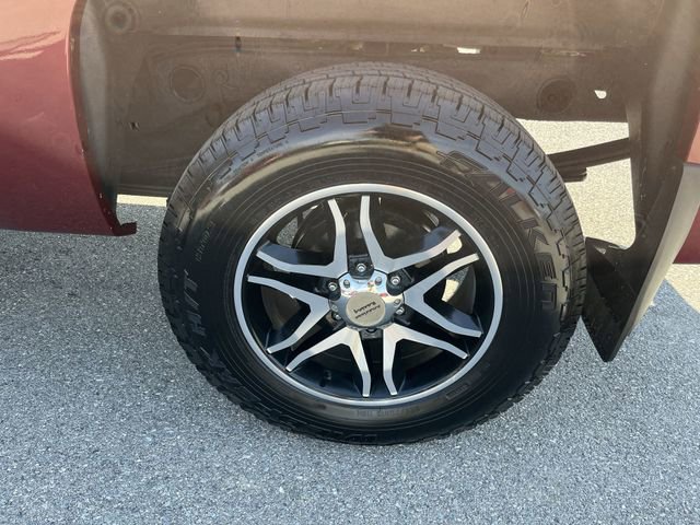 Used 2008 Chevrolet Silverado 1500 LT w/ All Star Edition AWD/4WD image 21