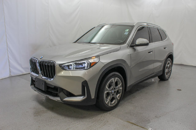 Used 2023 BMW X1 xDrive28i w/ Convenience Package AWD/4WD image 5