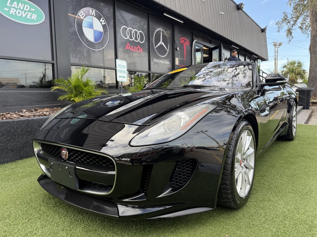 Used 2017 Jaguar F-TYPE Convertible image 1