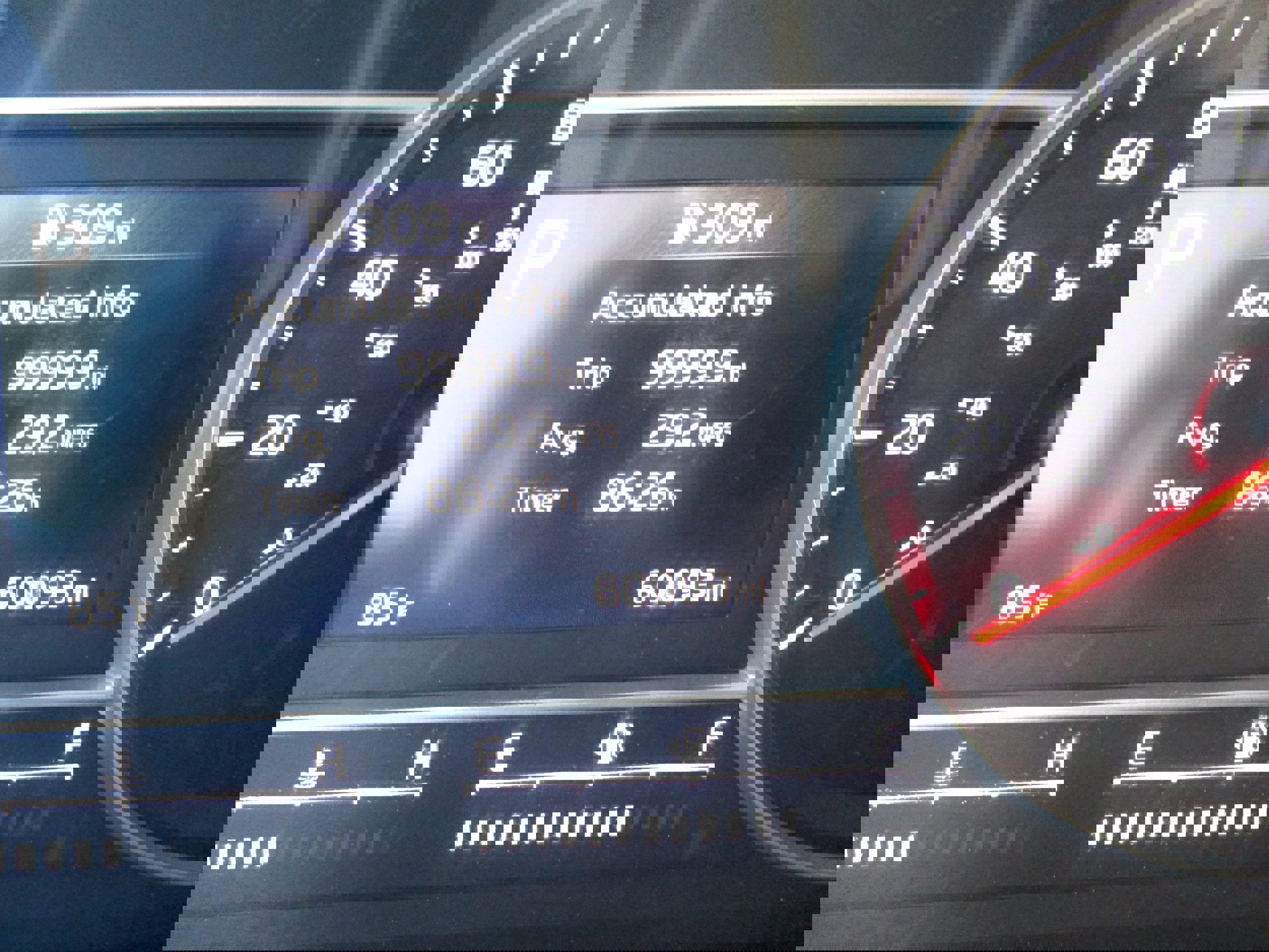 Used 2021 Kia Sorento LX image 20