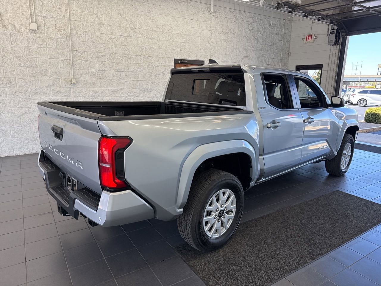 Certified 2024 Toyota Tacoma SR5 w/ SR5 Upgrade Package image 8