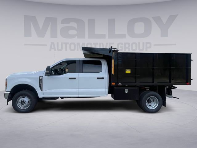 New 2026 Ford F350 XL w/ XL Chrome Package AWD/4WD image 2