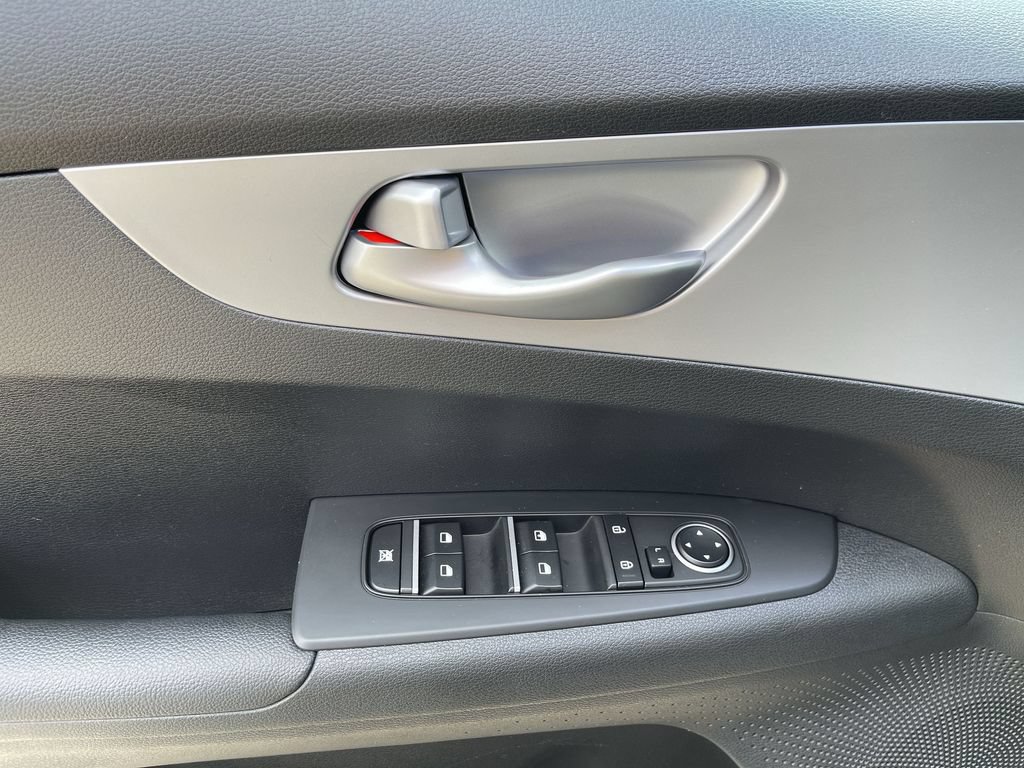Used 2022 Kia Forte Sedan FWD image 20