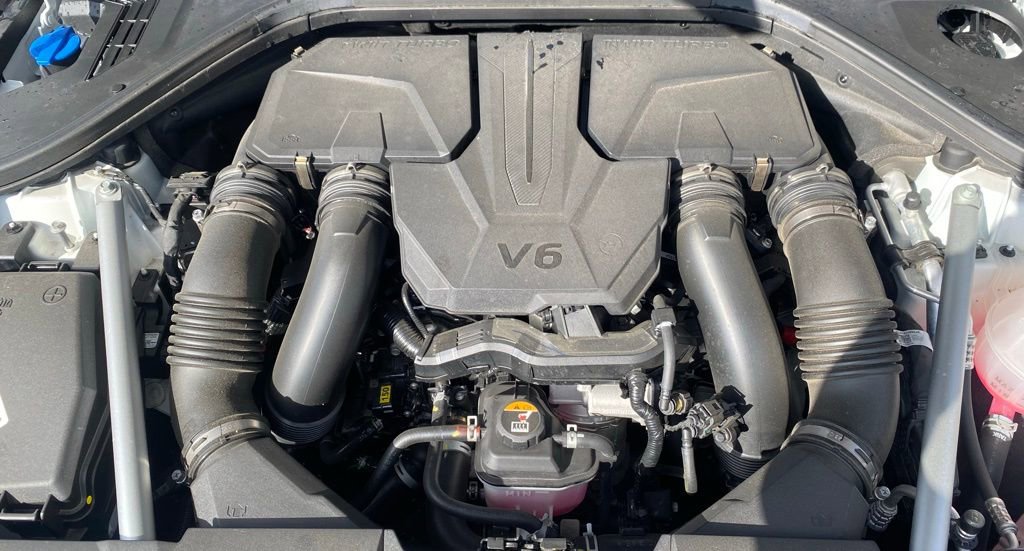 Certified 2025 Genesis GV70 3.5T Sport w/ Sport Prestige Package image 13