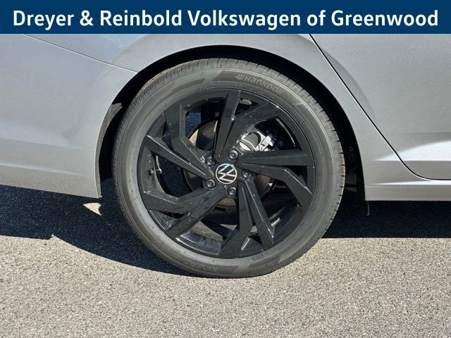 New 2026 Volkswagen Jetta SE image 9