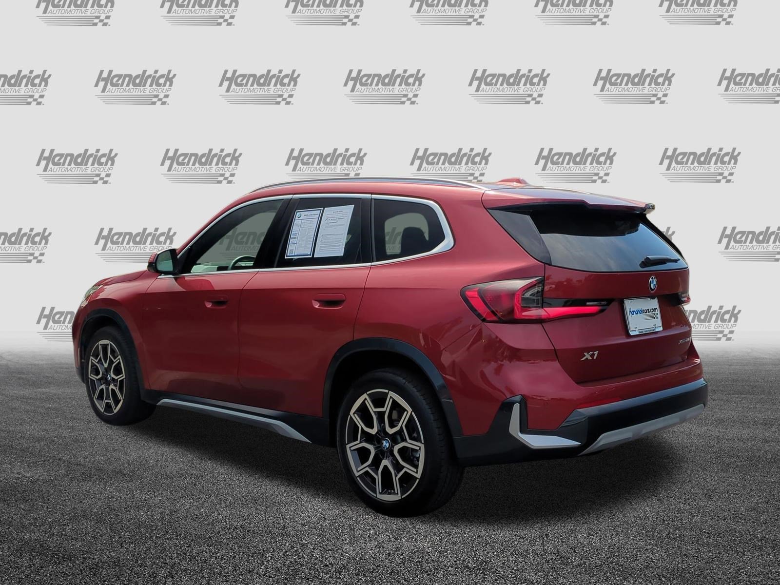 Used 2026 BMW X1 xDrive28i AWD/4WD image 8
