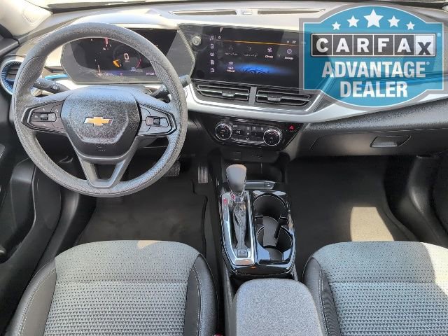 Certified 2025 Chevrolet Trax LT image 4