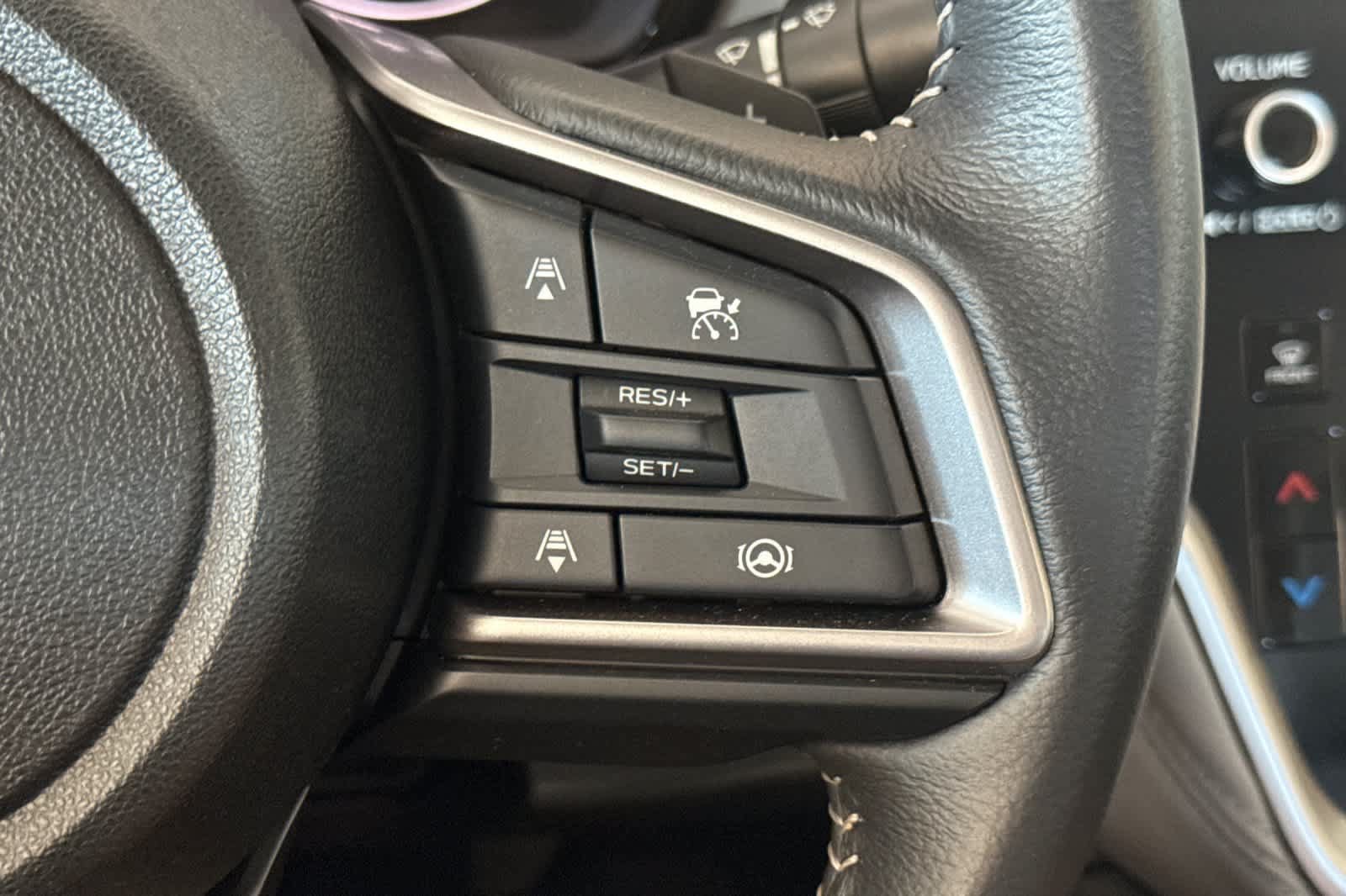 Used 2025 Subaru Legacy Premium AWD/4WD image 25