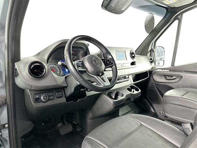 Used 2022 Mercedes-Benz Sprinter 144 Cargo image 17