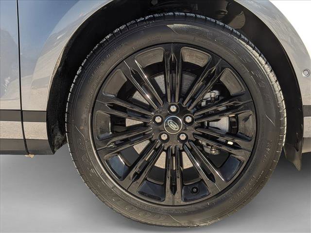 Used 2025 Land Rover Range Rover Evoque S image 26