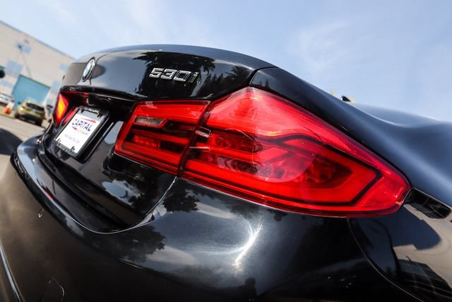 Used 2019 BMW 530i xDrive w/ Convenience Package AWD/4WD image 12