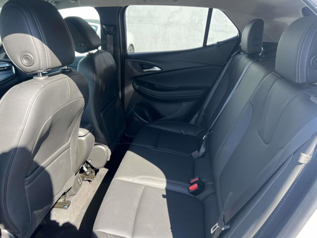 Used 2024 Buick Encore GX Sport Touring image 9