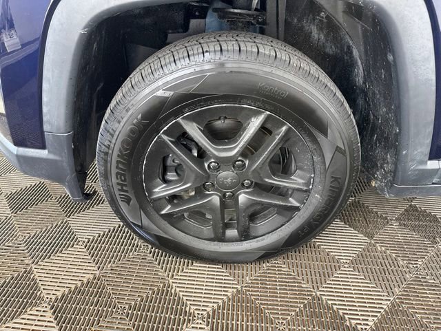 Used 2018 Jeep Compass Sport w/ Tech Group FWD image 31