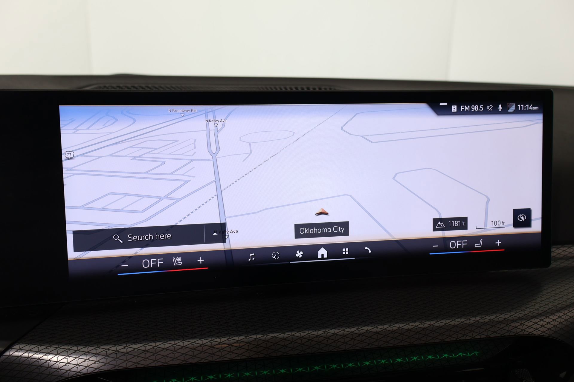 Used 2025 BMW 330i xDrive Sedan image 7