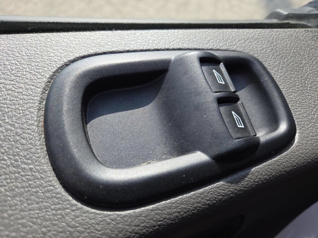 Used 2024 Ford Transit 350 XLT RWD image 27