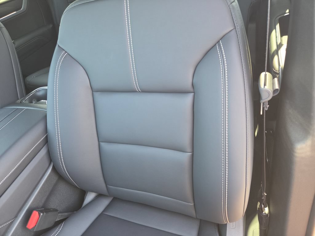 New 2027 GMC Acadia Elevation w/ Black Edition FWD image 11