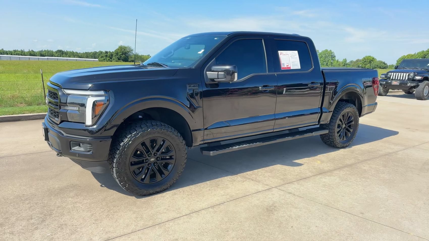 Used 2025 Ford F150 Lariat w/ Equipment Group 502A High AWD/4WD image 5