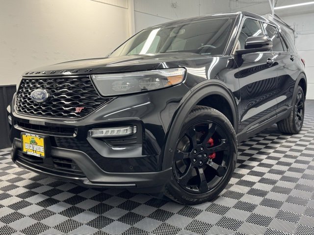 Used 2021 Ford Explorer ST w/ ST Street Pack image 3