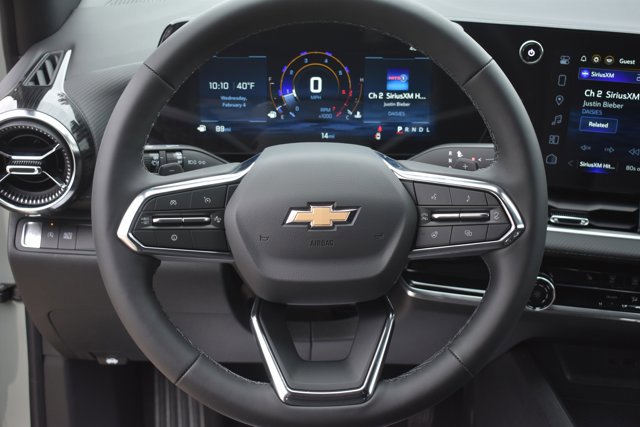 New 2026 Chevrolet Equinox LT image 18