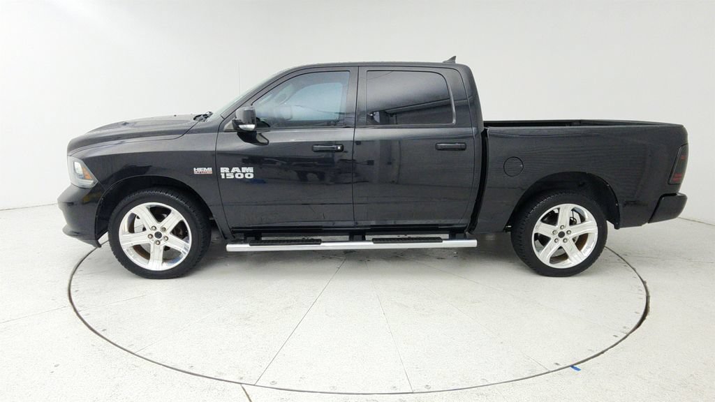 Used 2016 RAM 1500 Sport RWD image 4