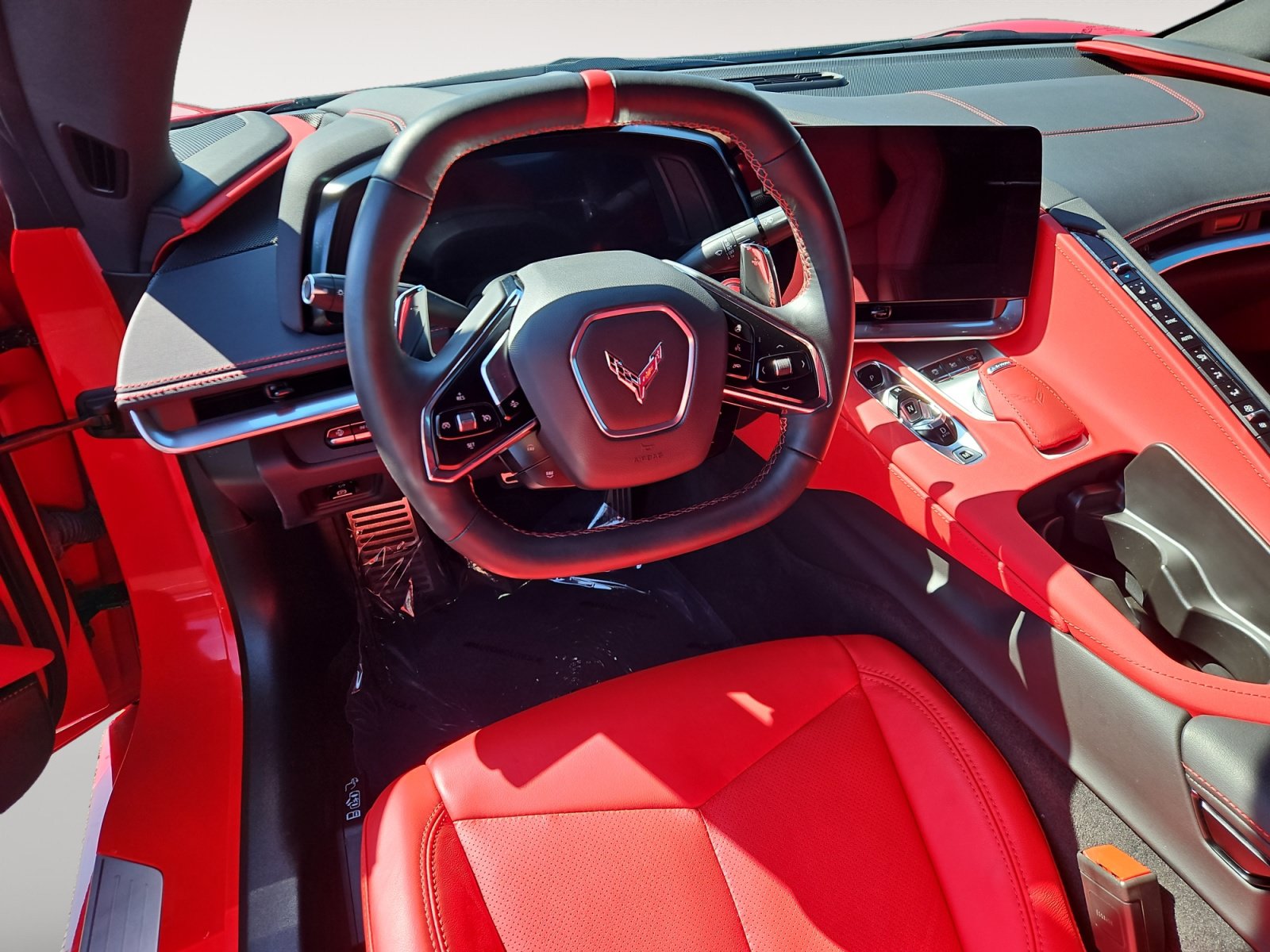 Used 2024 Chevrolet Corvette Stingray Preferred Cpe w/ Z51 Performance Package RWD image 10