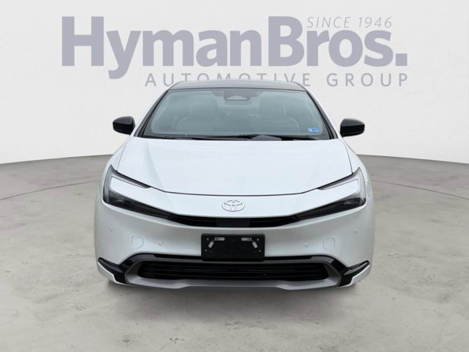 Used 2024 Toyota Prius Limited AWD/4WD image 8