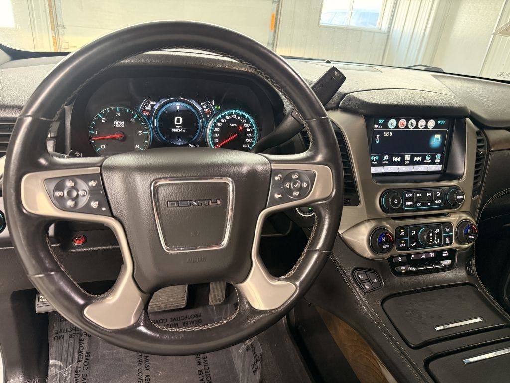Used 2019 GMC Yukon XL Denali w/ Denali Ultimate Package image 18