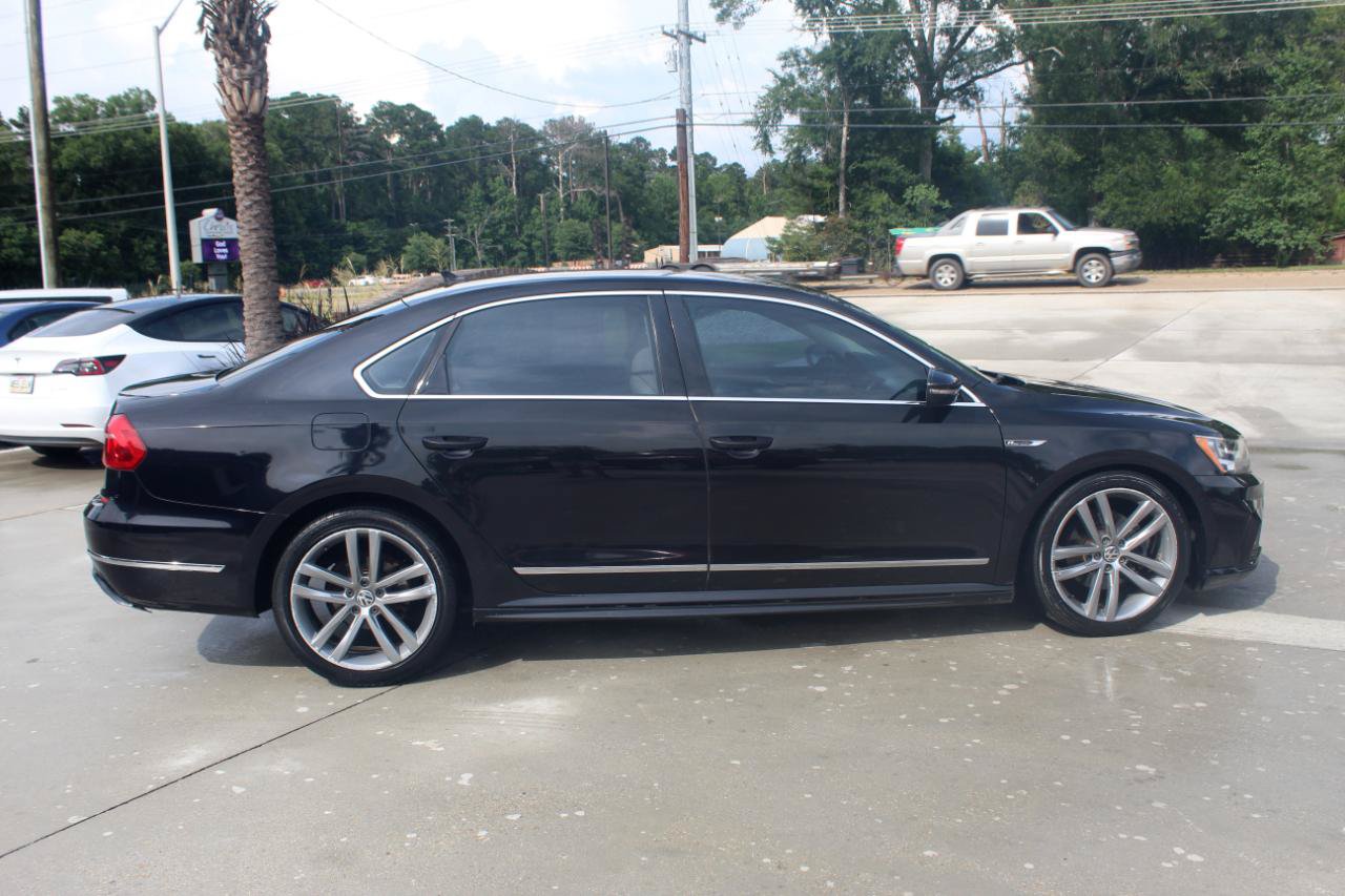 Used 2017 Volkswagen Passat 1.8T R-Line FWD image 2