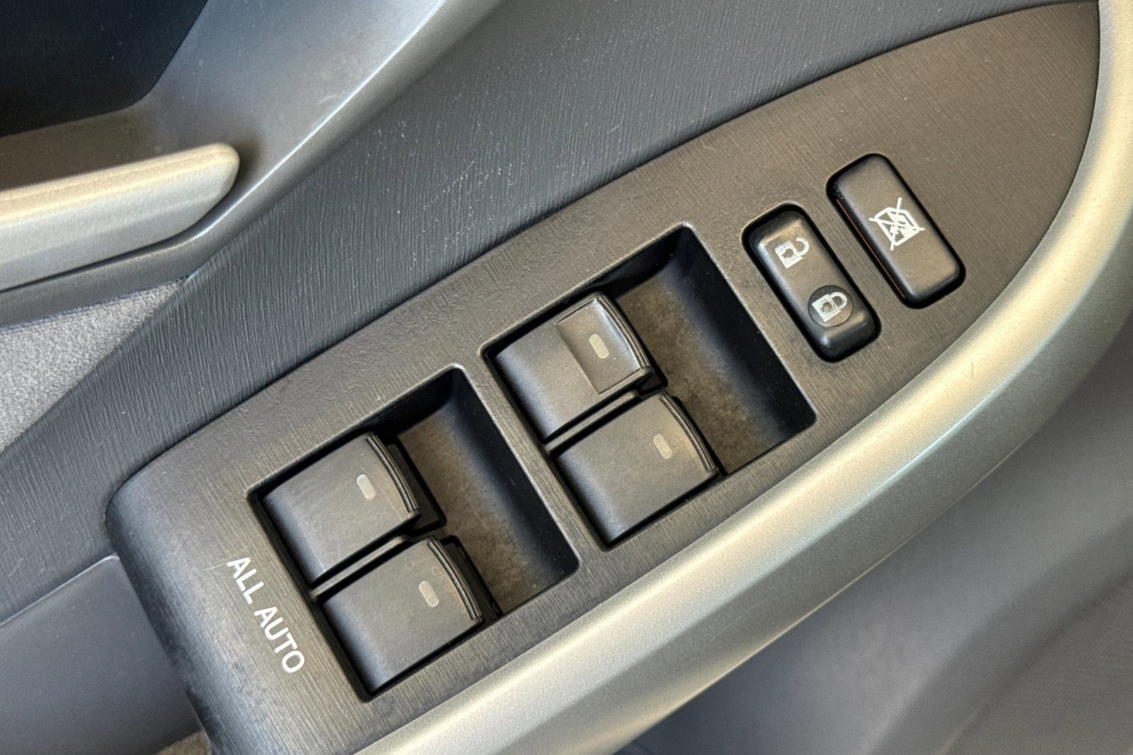 Used 2010 Toyota Prius FWD image 13