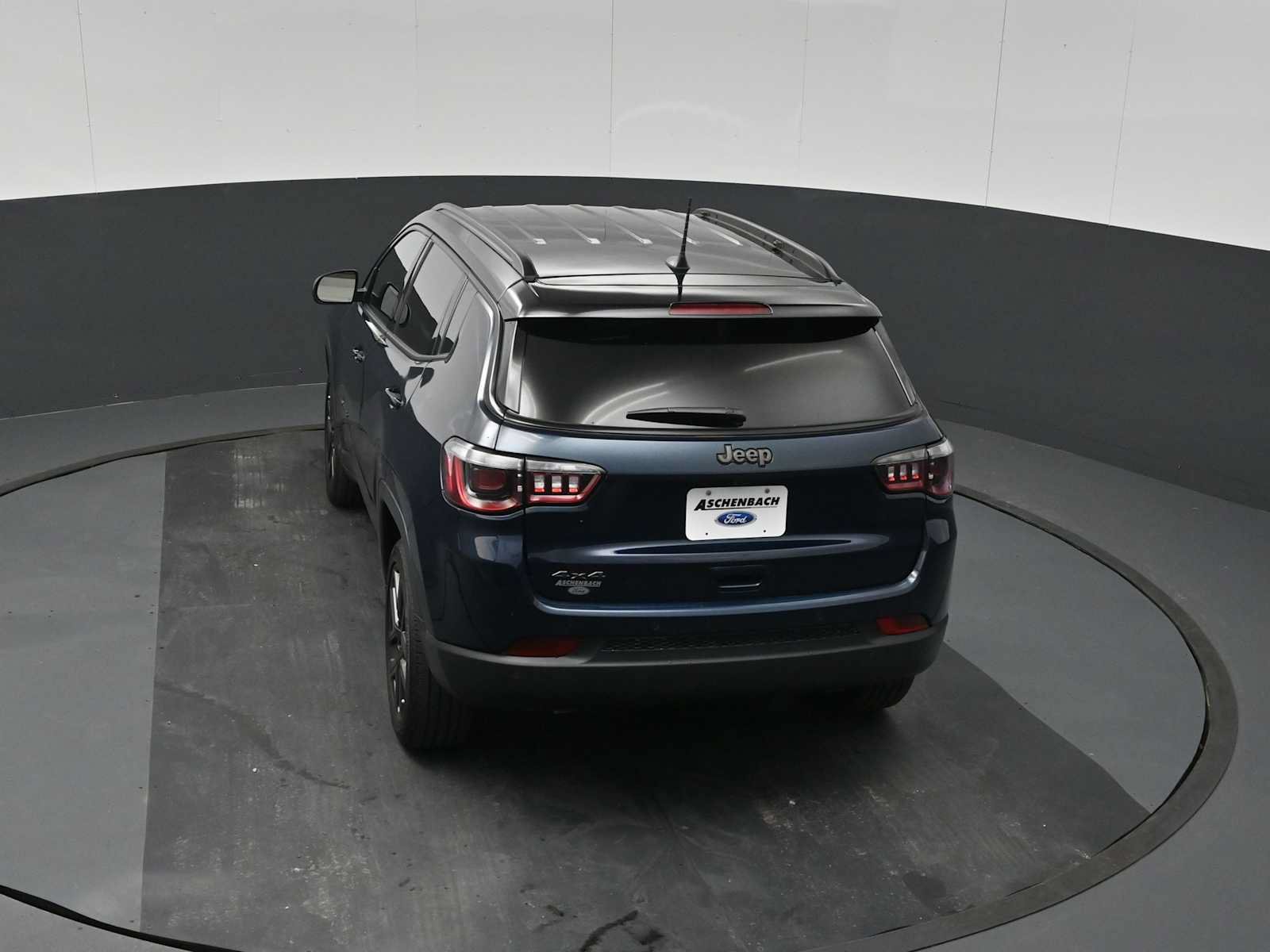 Used 2026 Jeep Compass Limited AWD/4WD image 25