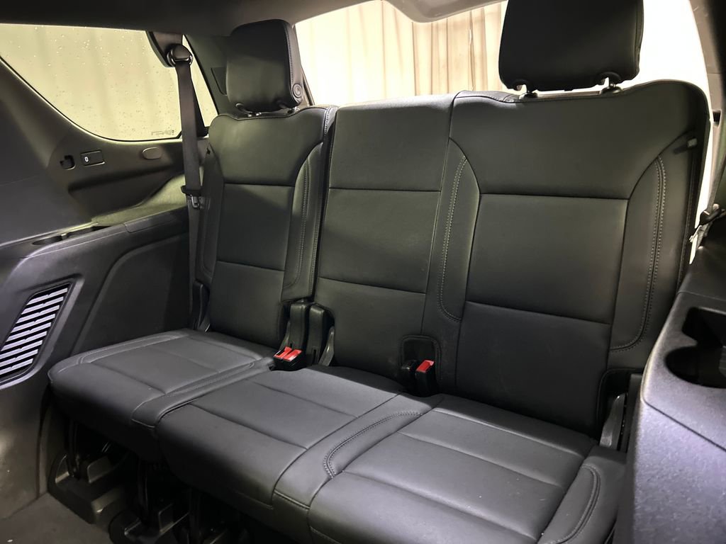 Used 2025 Chevrolet Tahoe LT AWD/4WD image 24