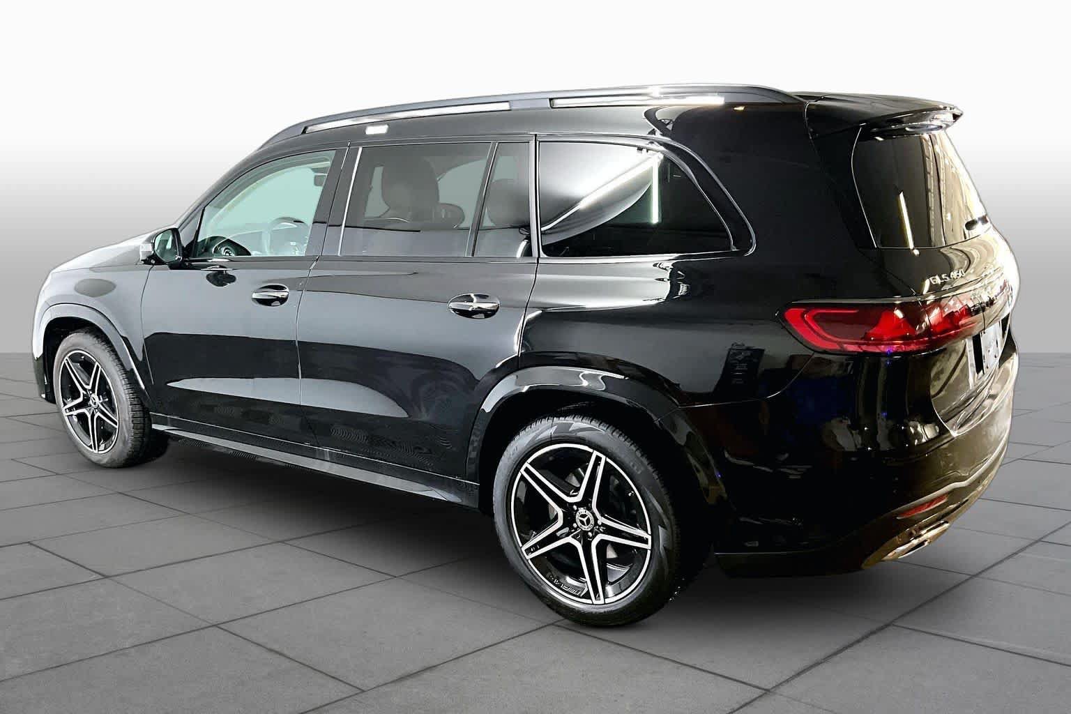 New 2027 Mercedes-Benz GLS 450 4MATIC image 4