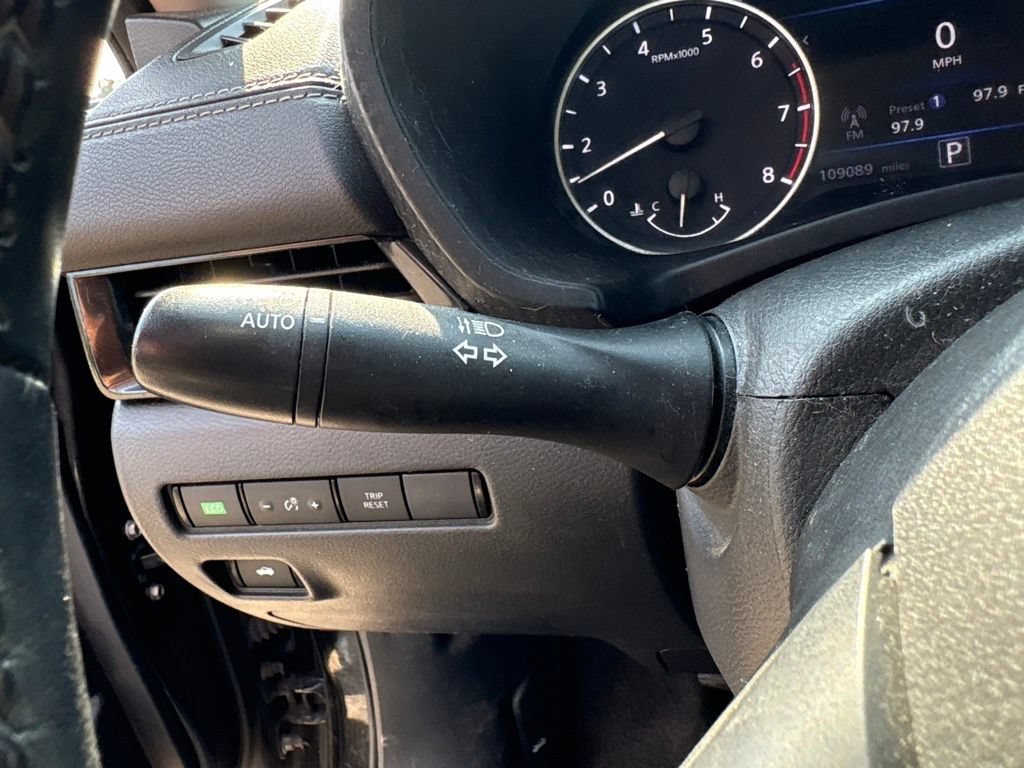 Used 2021 Nissan Sentra SV FWD image 27