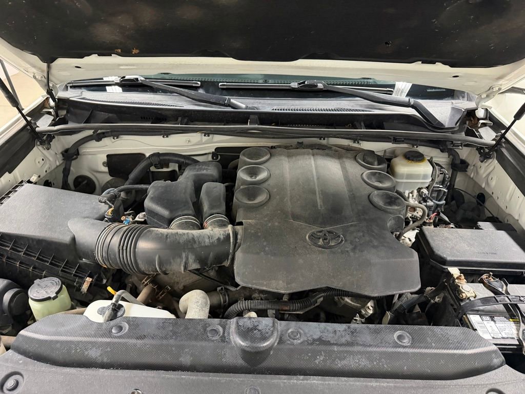 Used 2013 Toyota 4Runner Limited image 39