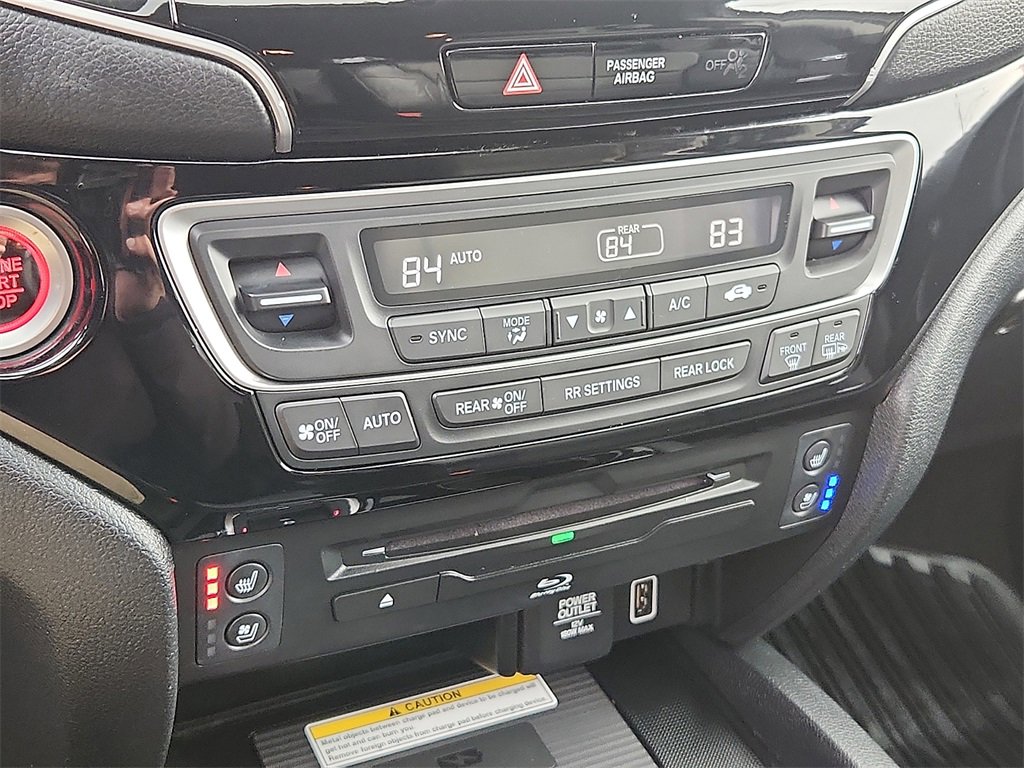 Used 2021 Honda Pilot Elite image 16