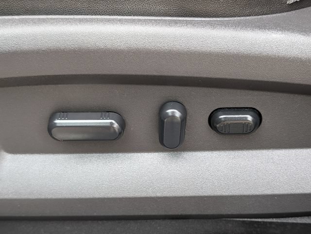 Used 2015 Lincoln MKX FWD image 11