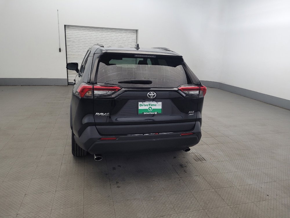 Used 2021 Toyota RAV4 XLE AWD/4WD image 6