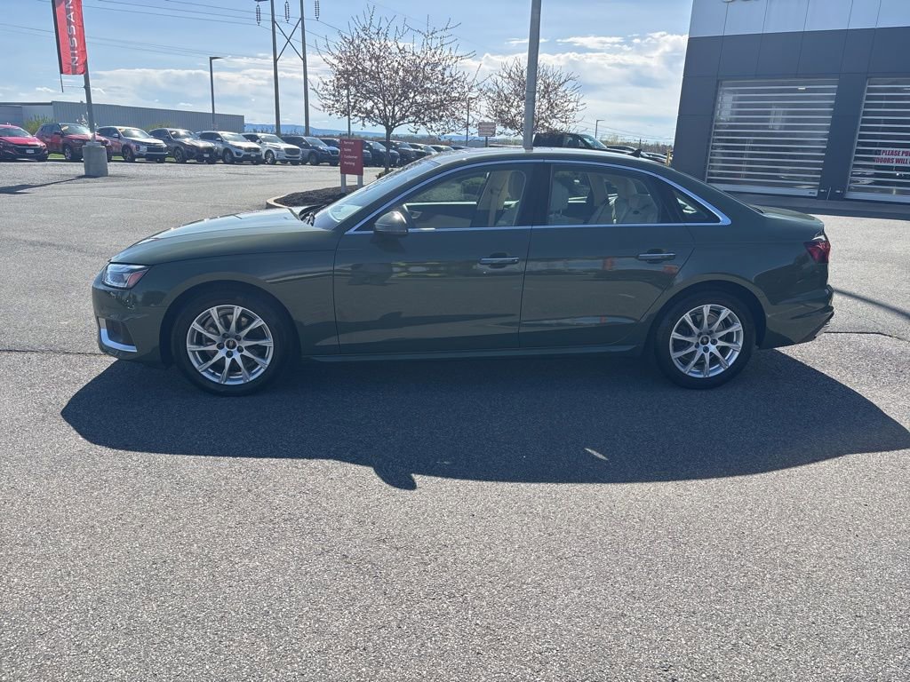 Used 2023 Audi A4 2.0T Premium image 2