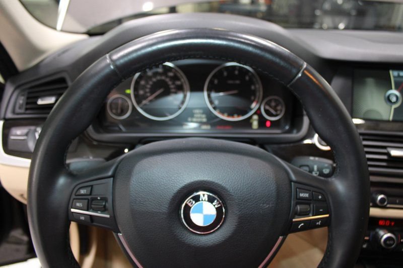 Used 2011 BMW 535i Sedan w/ Active Ventilated Seat Pkg RWD image 27