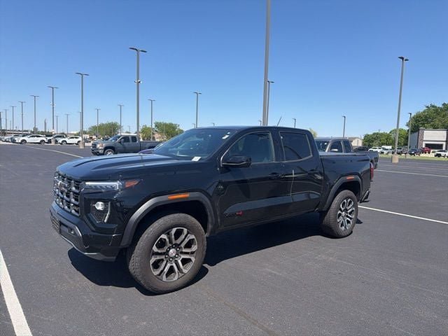 Used 2024 GMC Canyon AT4 w/ AT4 Premium Package AWD/4WD image 2