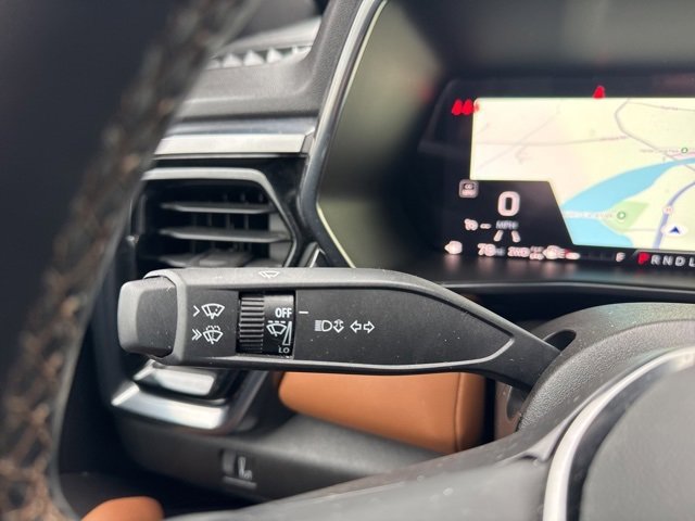 Used 2024 GMC Canyon AT4 image 23