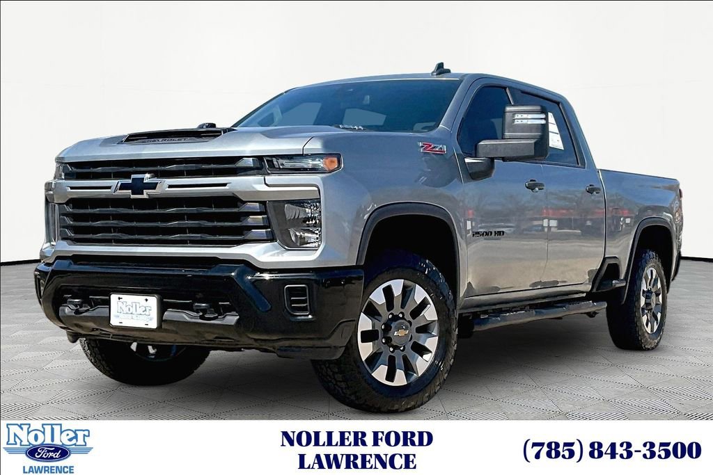 Used 2024 Chevrolet Silverado 2500 Custom w/ Custom Value Package