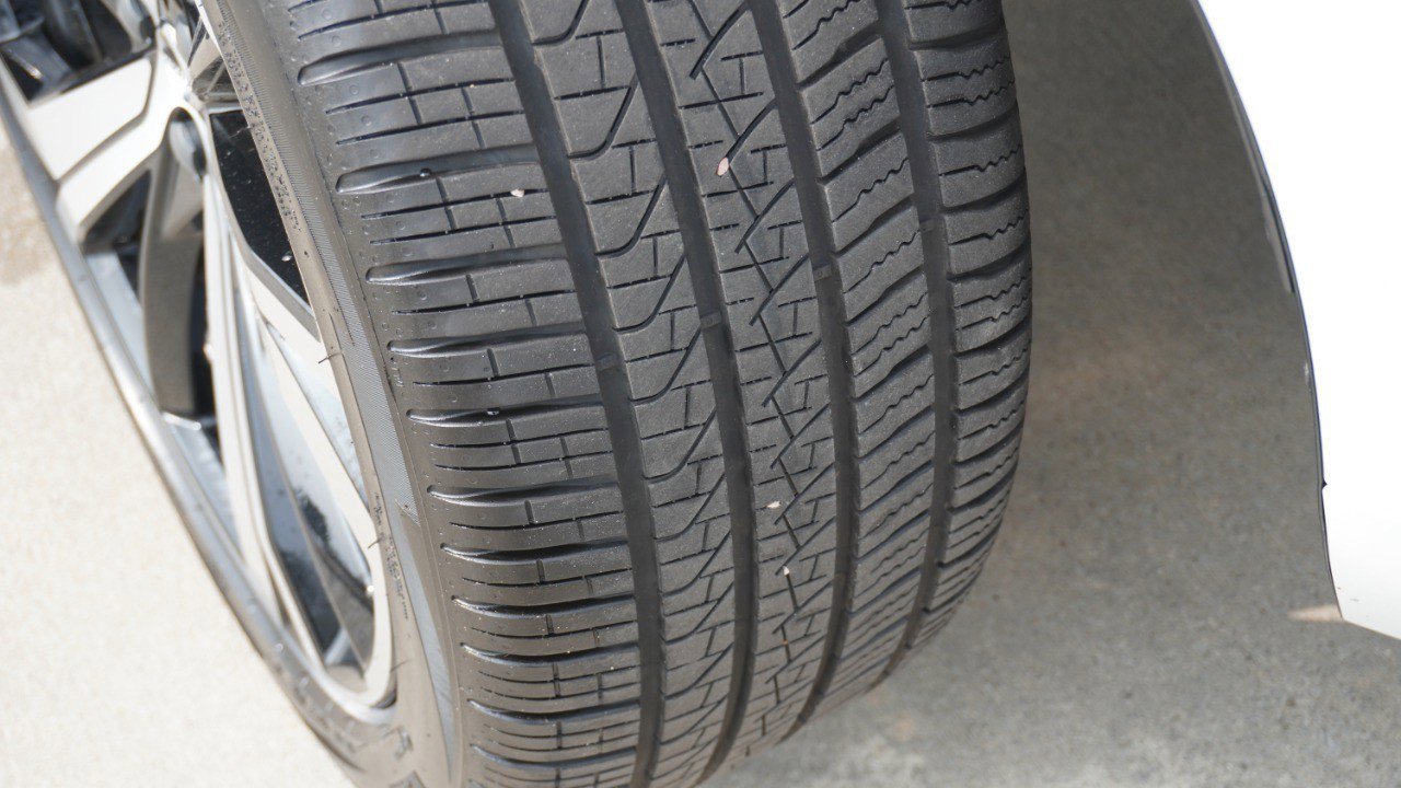 Used 2025 Volvo XC60 B5 Ultra w/ Protection Package Premier image 12